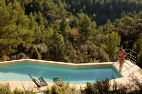 Hotels in Monroyo